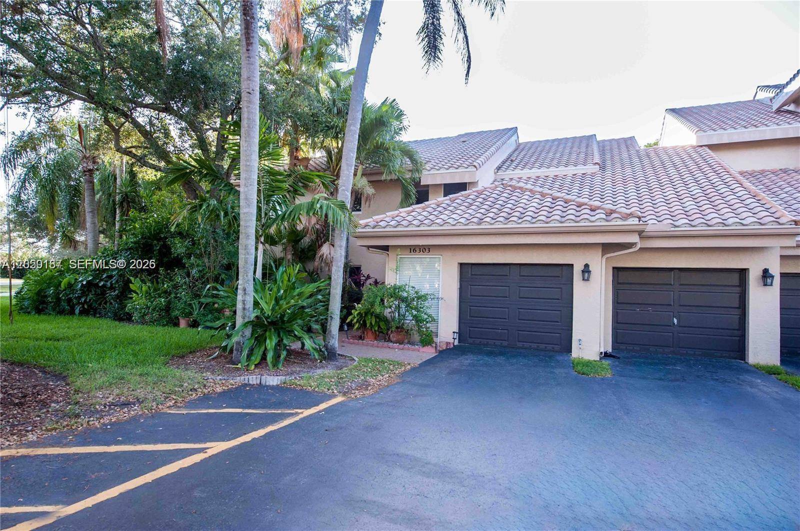 16301 Malibu DrWeston - CALIFORNIA COURTS CONDO condo unit 79 - picture