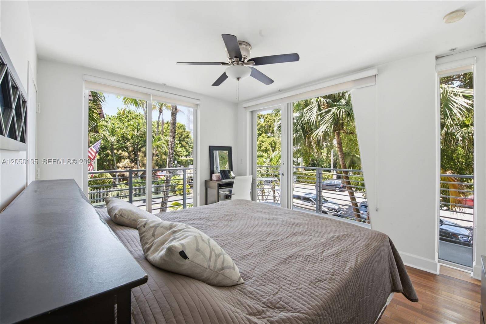 945 Michigan AveMiami Beach - THE TERRACE CONDO condo unit 3 - picture