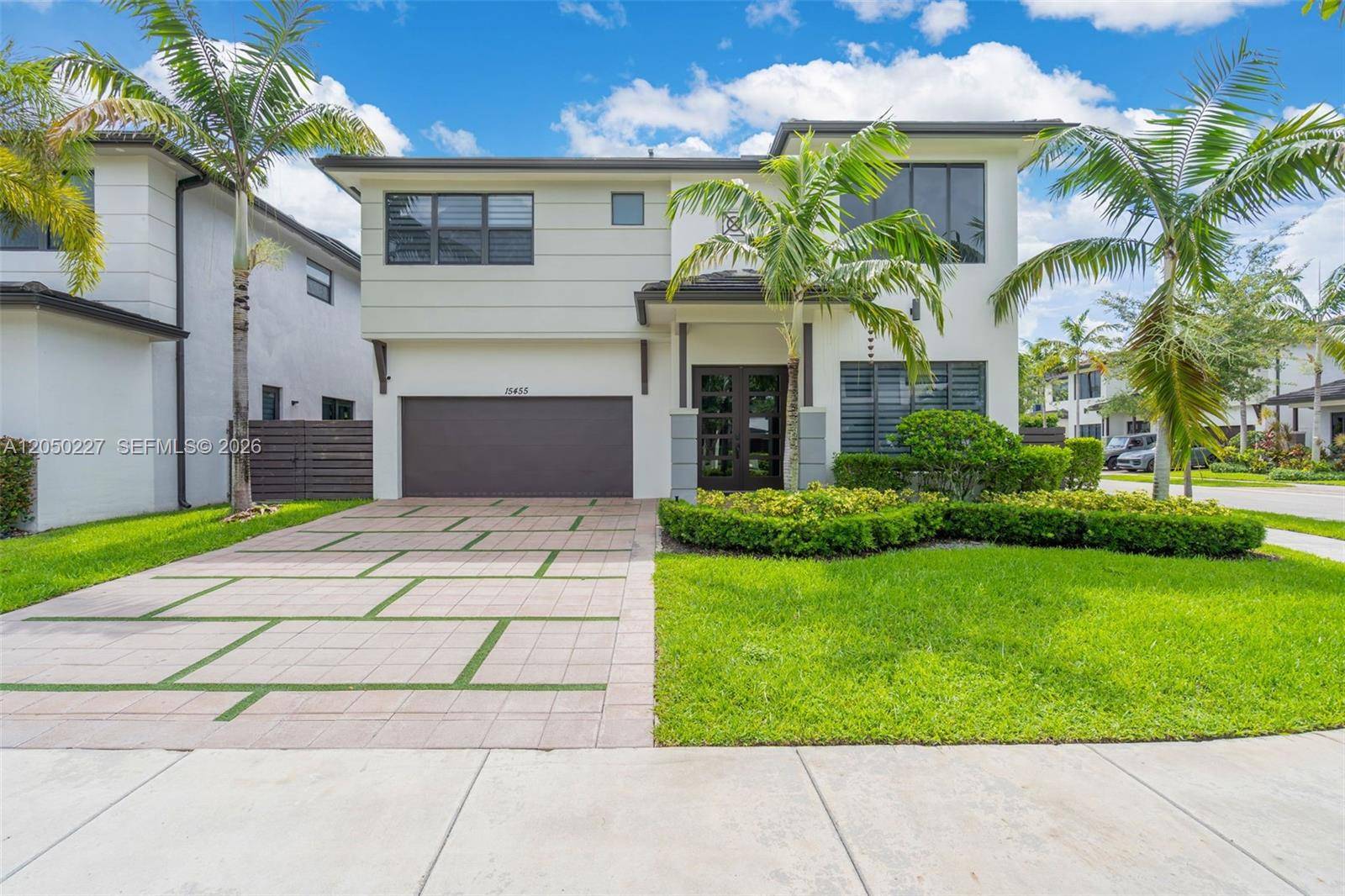 15455 NW 88th CtMiami Lakes - picture