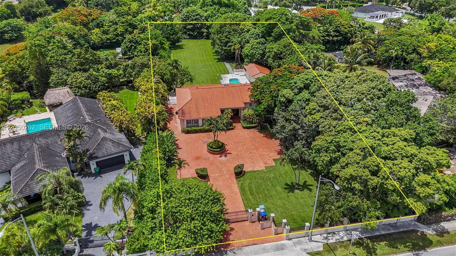 7030 SW 72nd StreetMiami - picture
