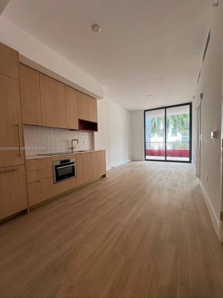 90 NE 32 STMiami - Condo/Co-Op/Annual,Condo condo unit 210 - picture