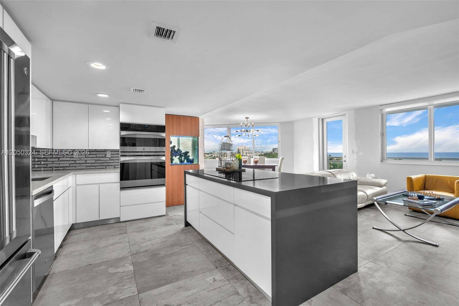 7135 Collins AveMiami Beach - Condo/Co-Op/Annual,Condo condo unit 736 - picture