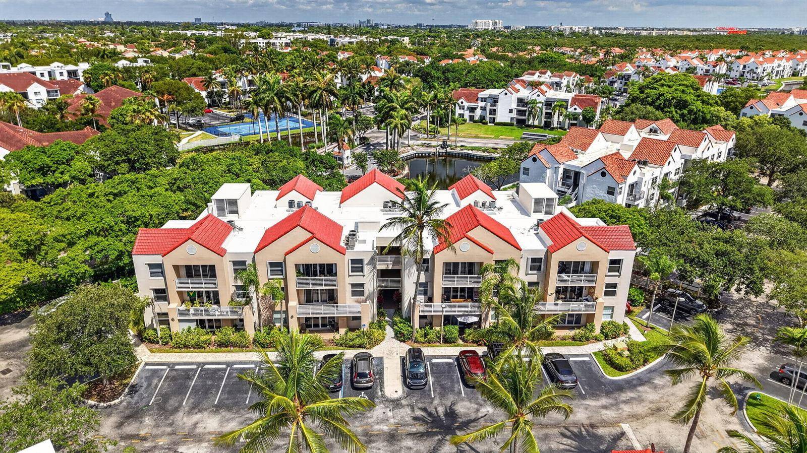 2731 Ocean ClubHollywood - SHERIDAN OCEAN CLUB CONDO,Sheridan Ocean Club condo unit 102 - picture