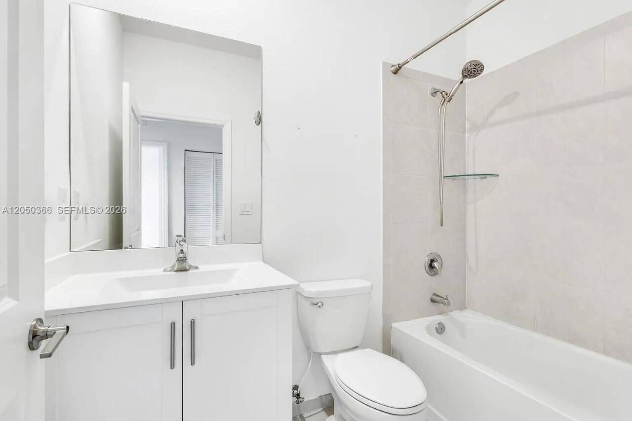 21071 NE 8th AveMiami - VIA VENTURA NEIGHBORHOOD 4 condo unit 21071 - picture