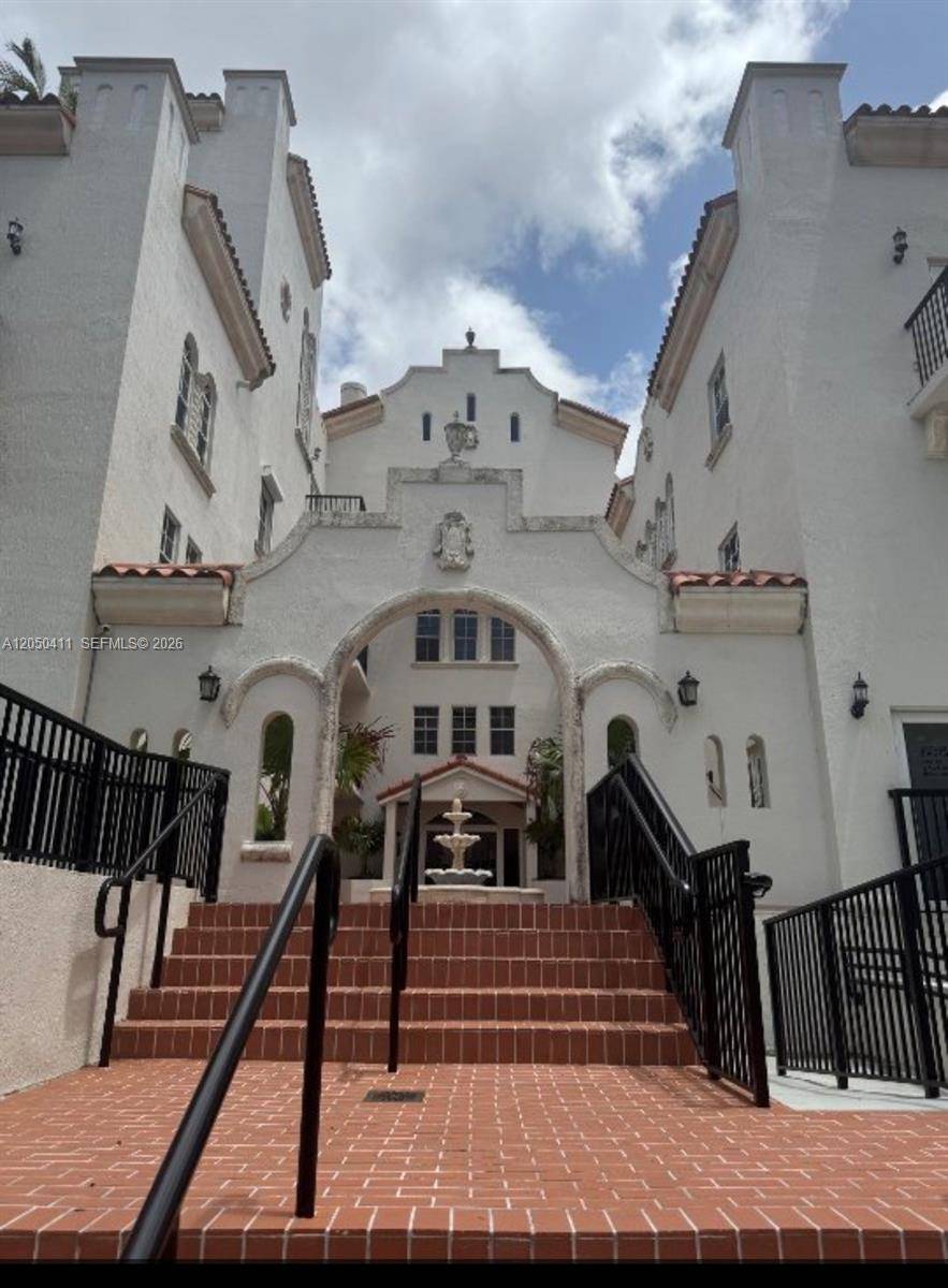 323 Navarre AveCoral Gables - THE GALLERY PLAZA CONDO condo unit 203 - picture