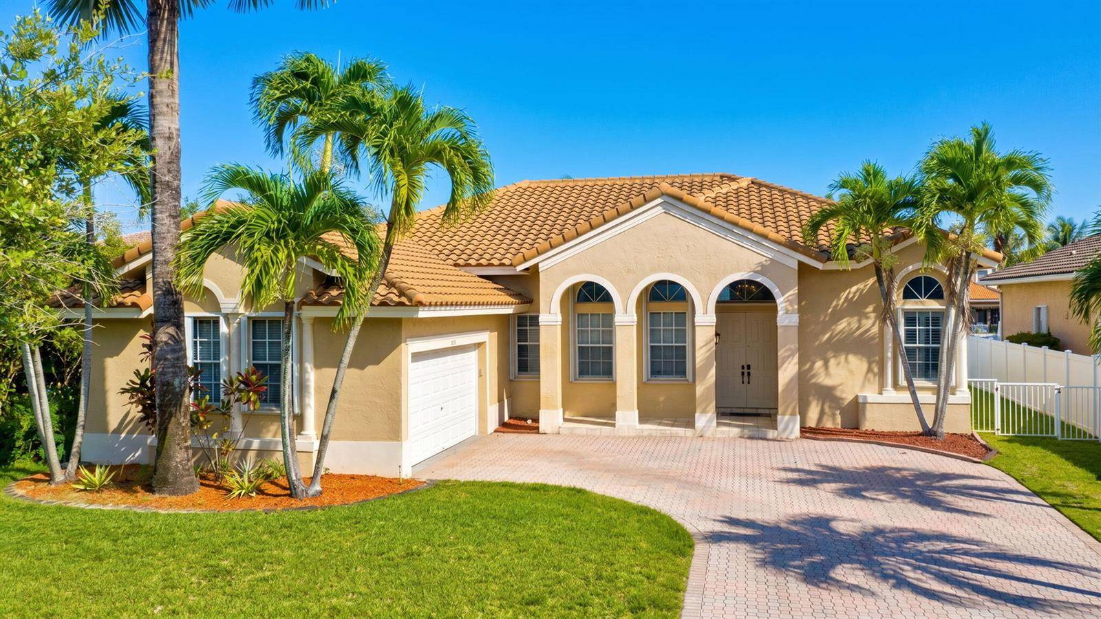 16483 NW 12thPembroke Pines - picture