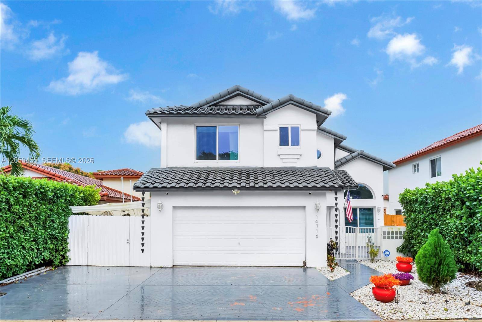 14716 SW 111th TerMiami - picture