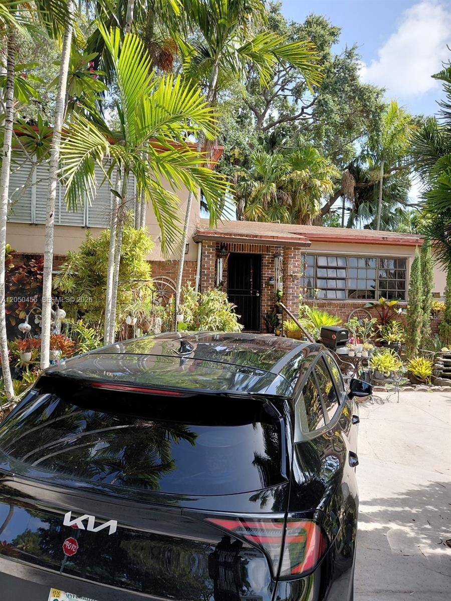 190 NE 121st TerNorth Miami - picture