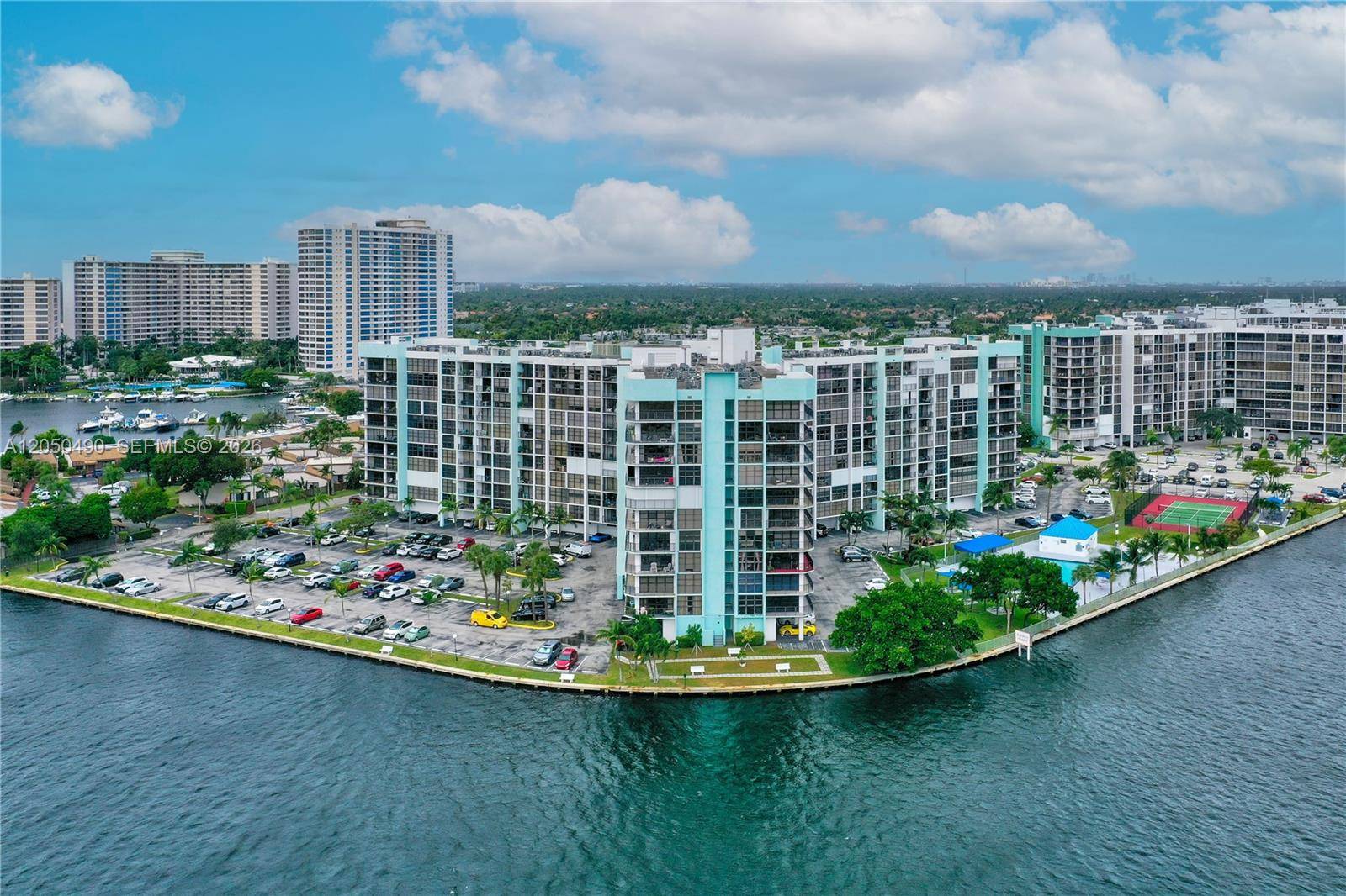 200 E Leslie DrHallandale Beach - Condo 5+ Stories,Condo condo unit 722 - picture