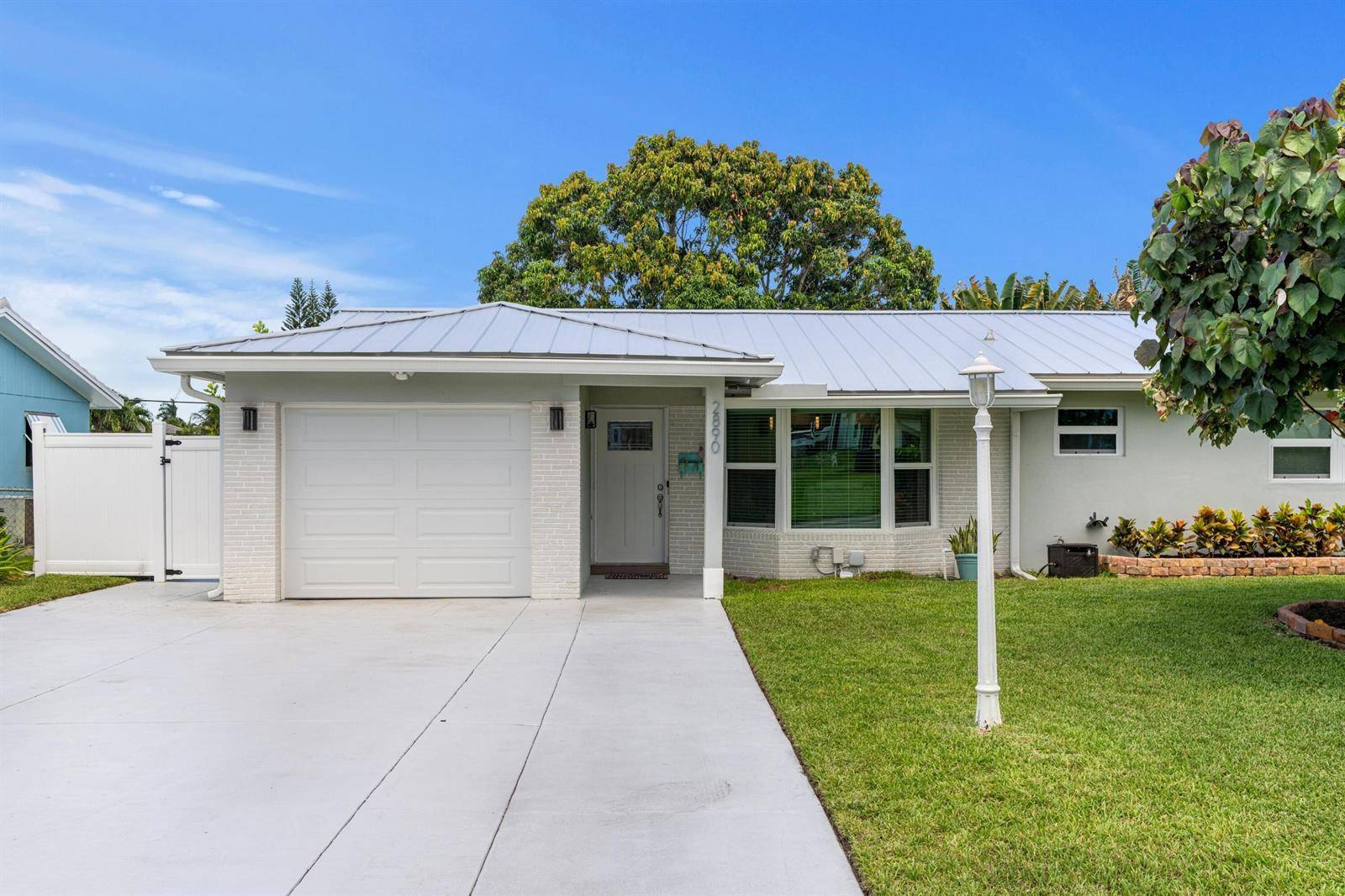 2890 SE 1stBoynton Beach - picture