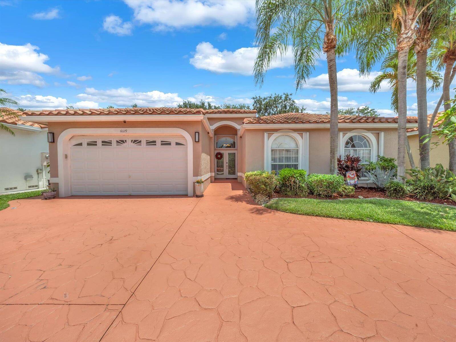 6029 NW 74thParkland - picture