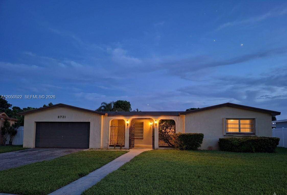 8721 NW 18th StPembroke Pines - picture
