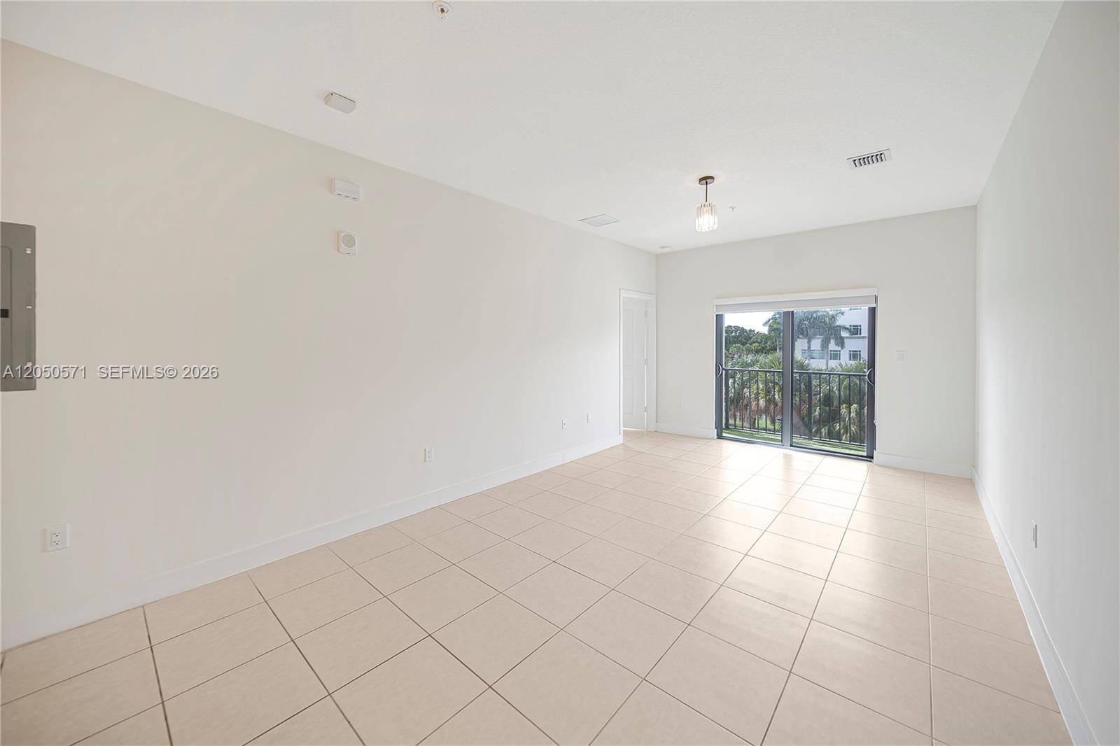 8265 NW 41st StDoral - DOWNTOWN DORAL SOUTH PHAS condo unit C-202 - picture