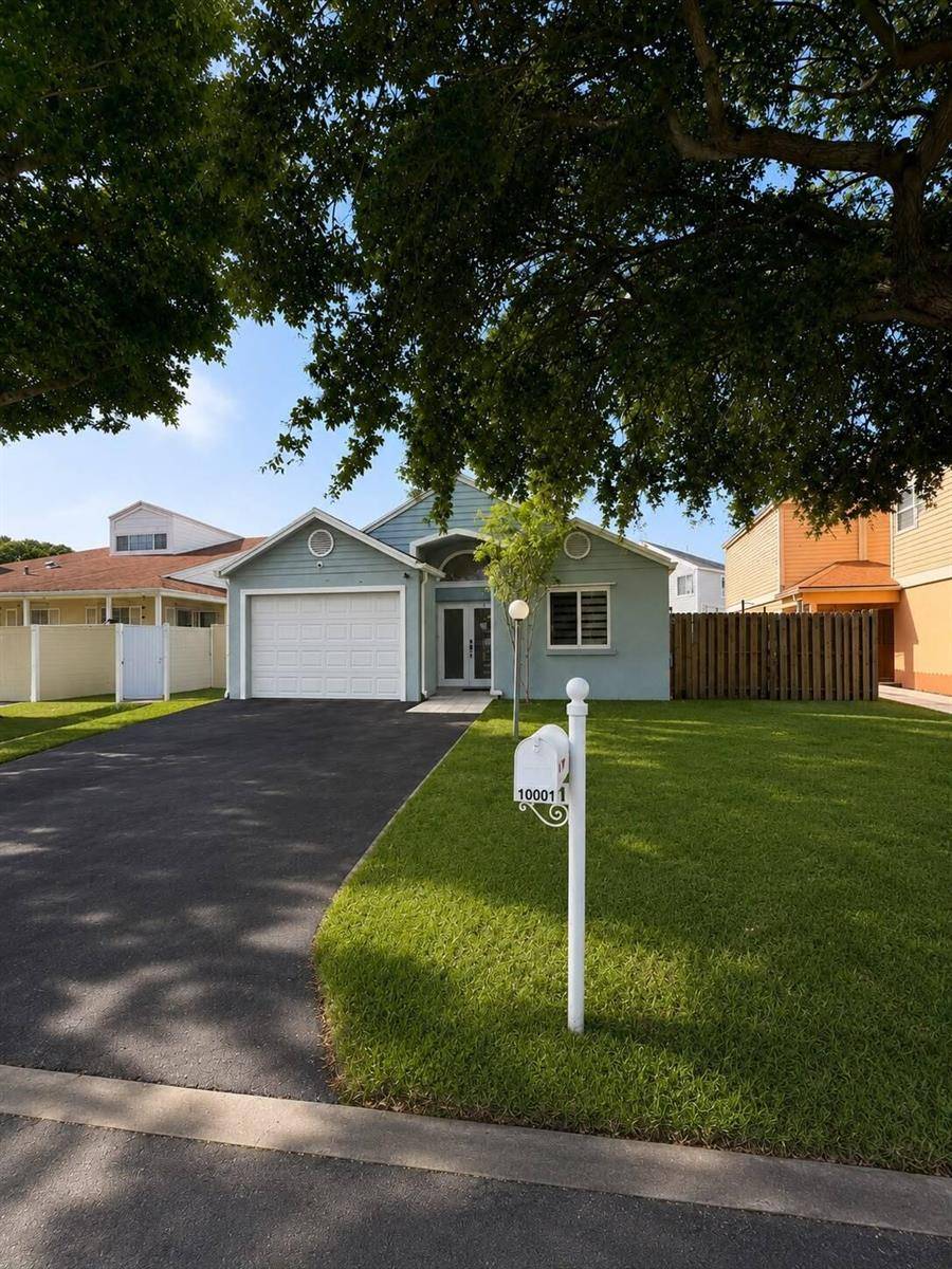 10031 SW 223rdCutler Bay - picture