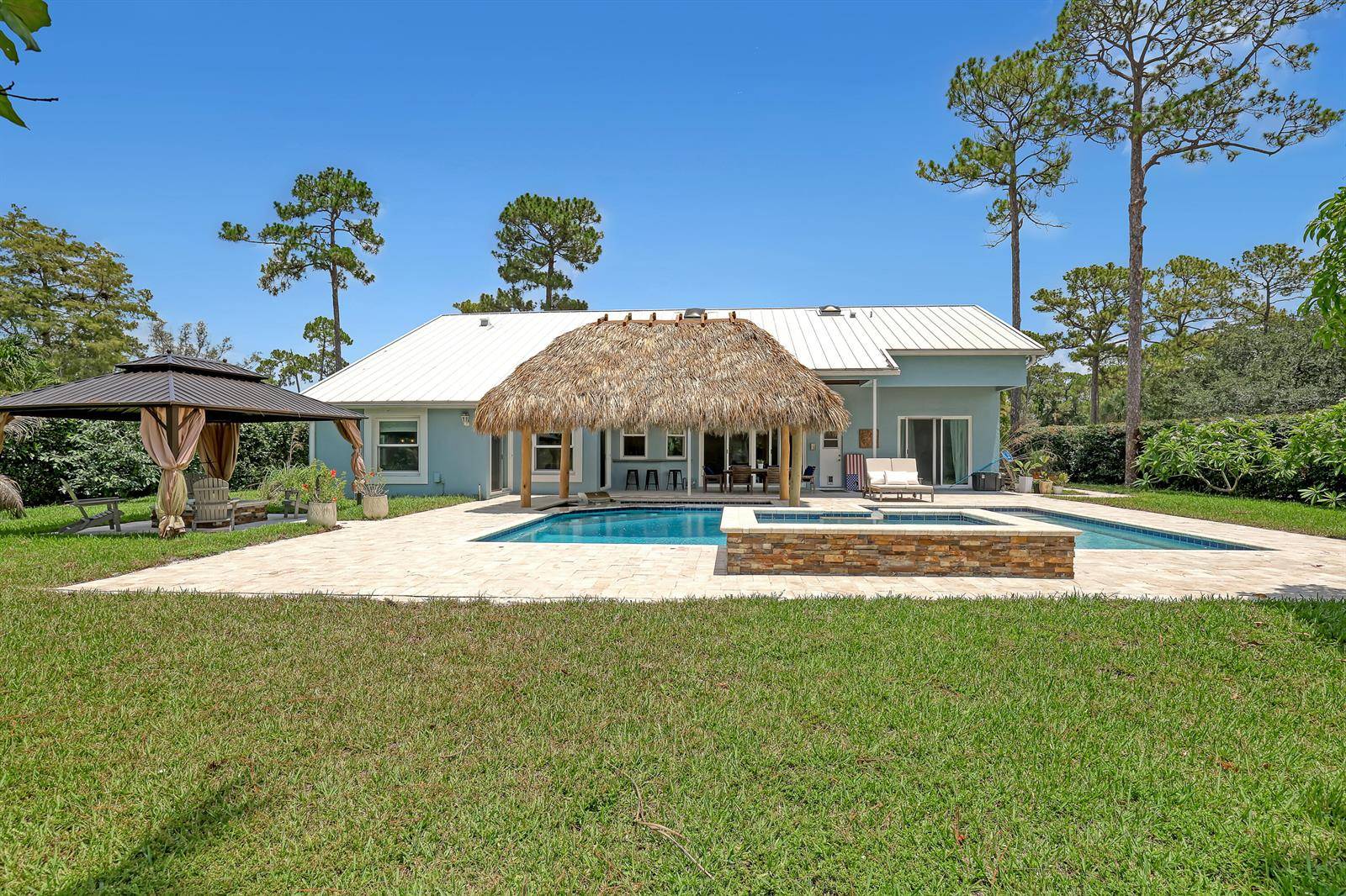 12925 Saint DavidsWellington - picture