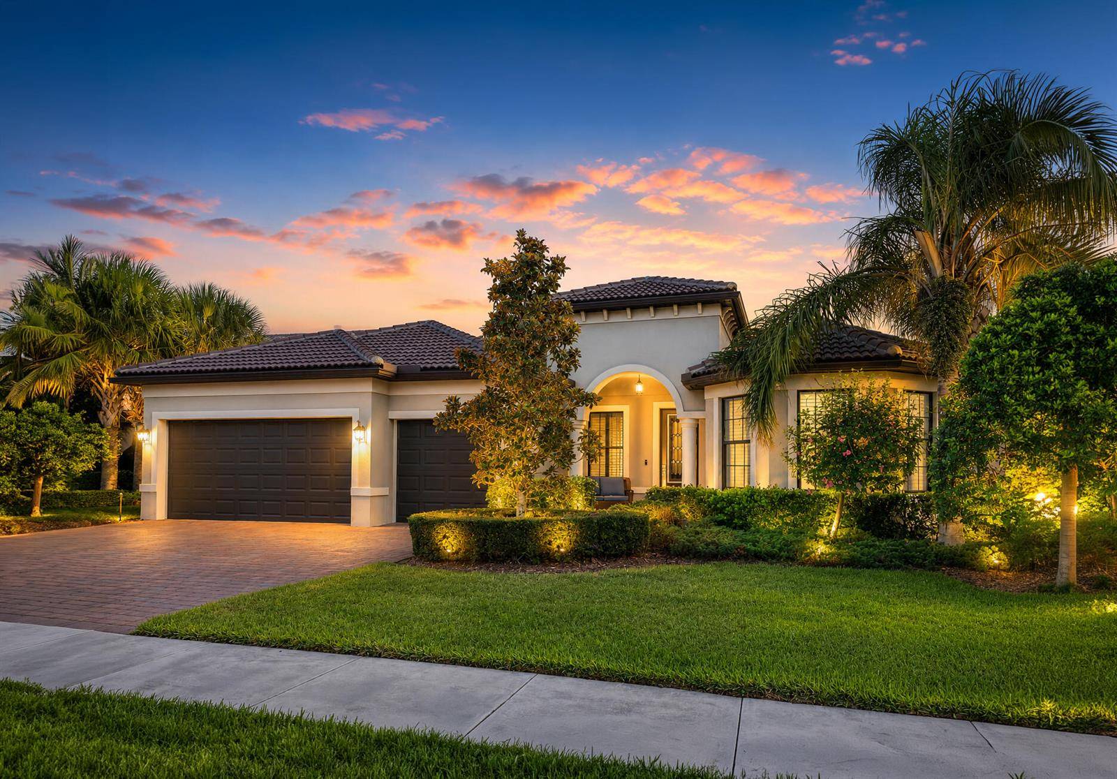 604 SE MonteiroPort St. Lucie - picture