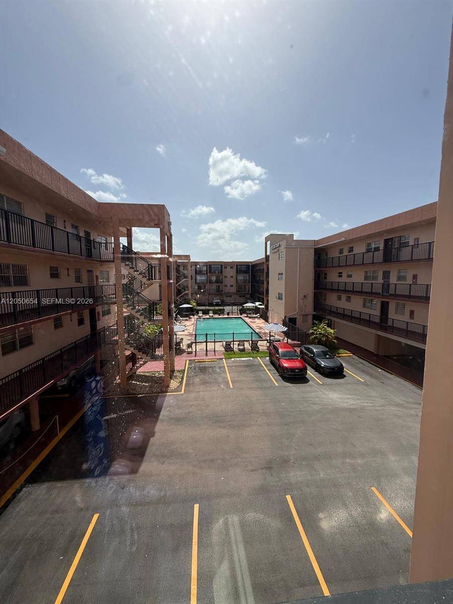 1855 W 60th StHialeah - Condo 1-4 Stories,Condo condo unit 346-B - picture