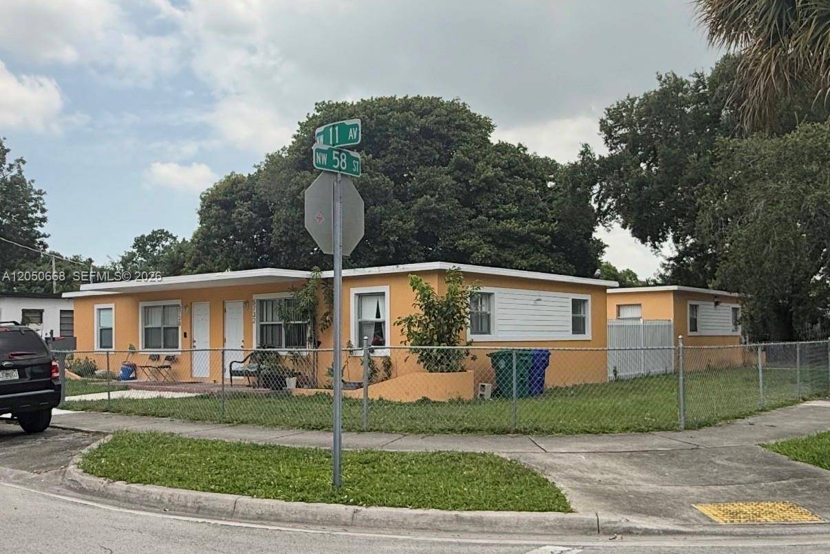 5730 NW 11 AveMiami - picture