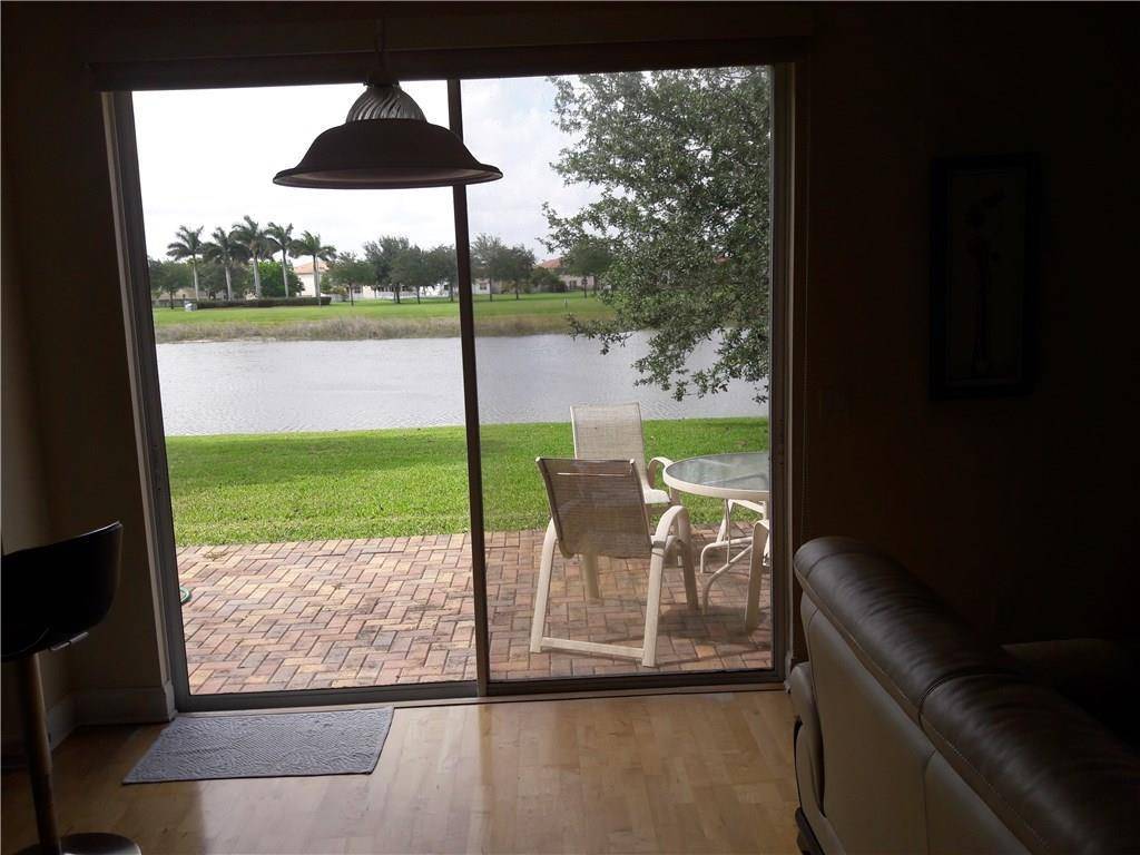 229 GazettaWest Palm Beach - picture