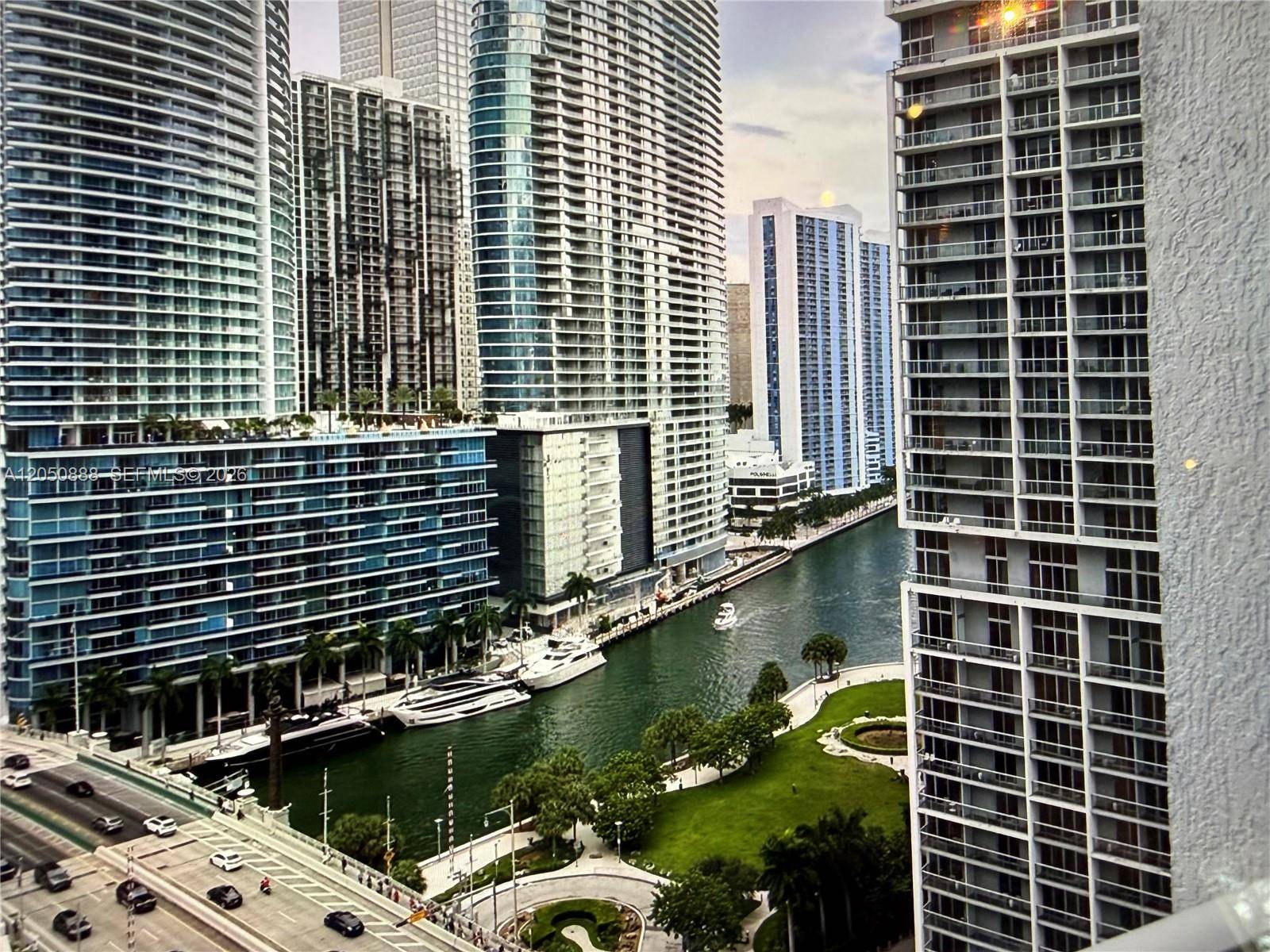 500 Brickell AveMiami - Condo/Co-Op/Annual,Condo condo unit 2003 - picture