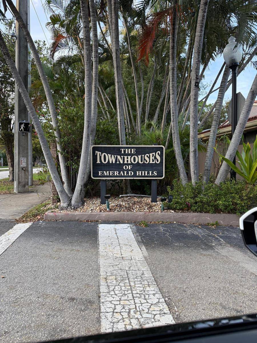802 Saint AndrewsHollywood - Townhouse condo unit 15 - picture