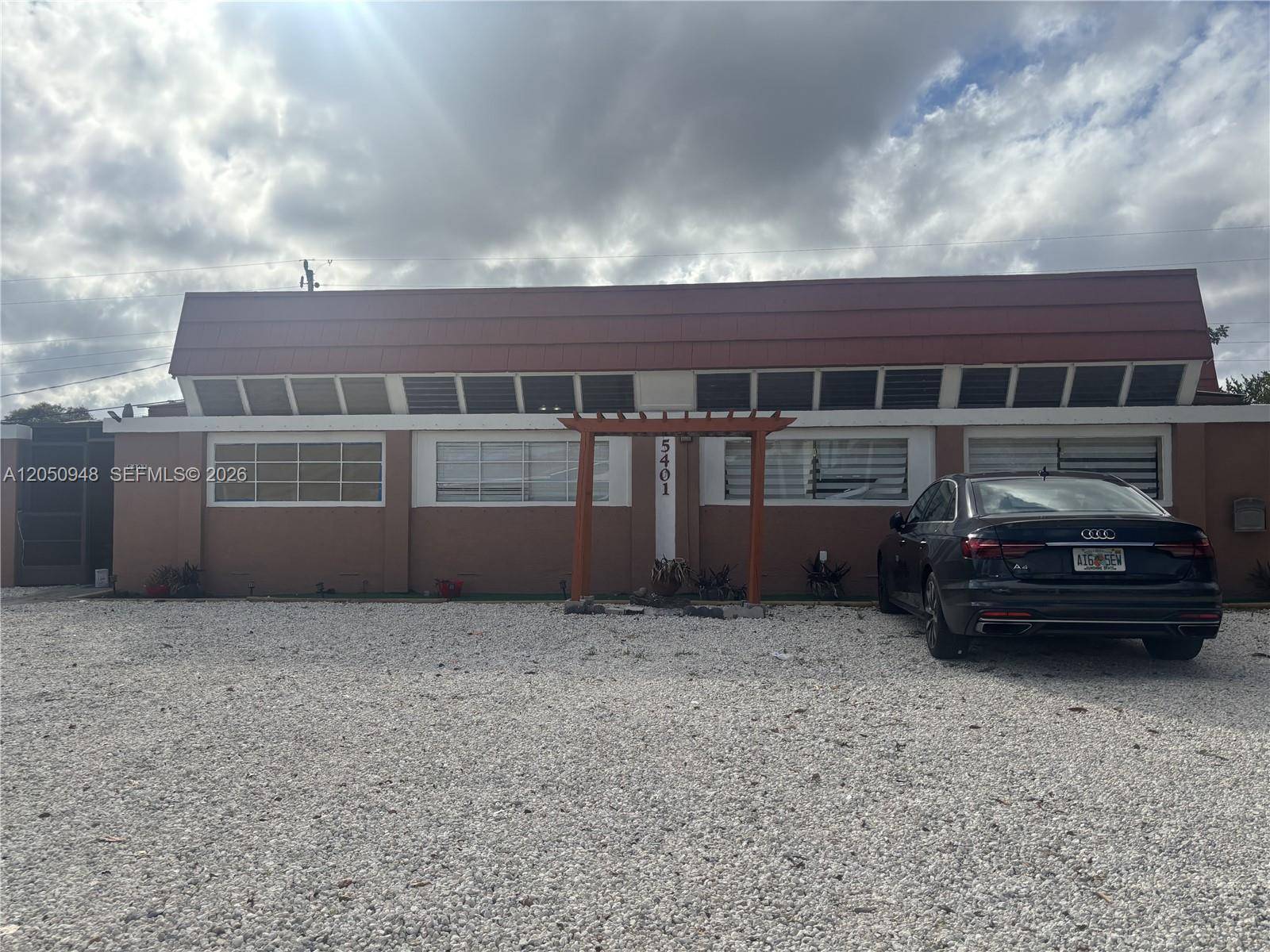 5401 NE 18th AveFort Lauderdale - picture