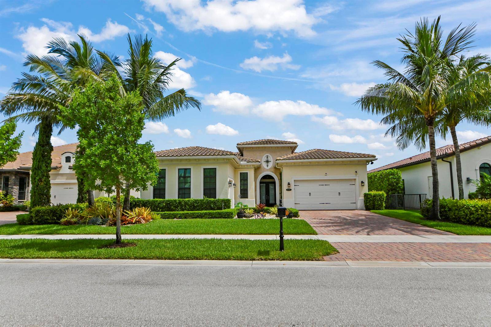 9307 Grand PrixBoynton Beach - picture
