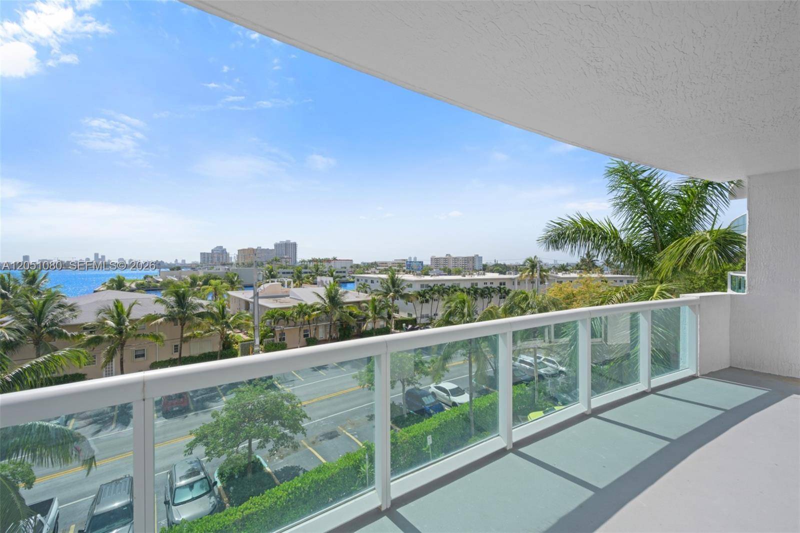 7910 Harbor Island DrNorth Bay Village - Condo/Co-Op/Annual,Condo condo unit 402 - picture