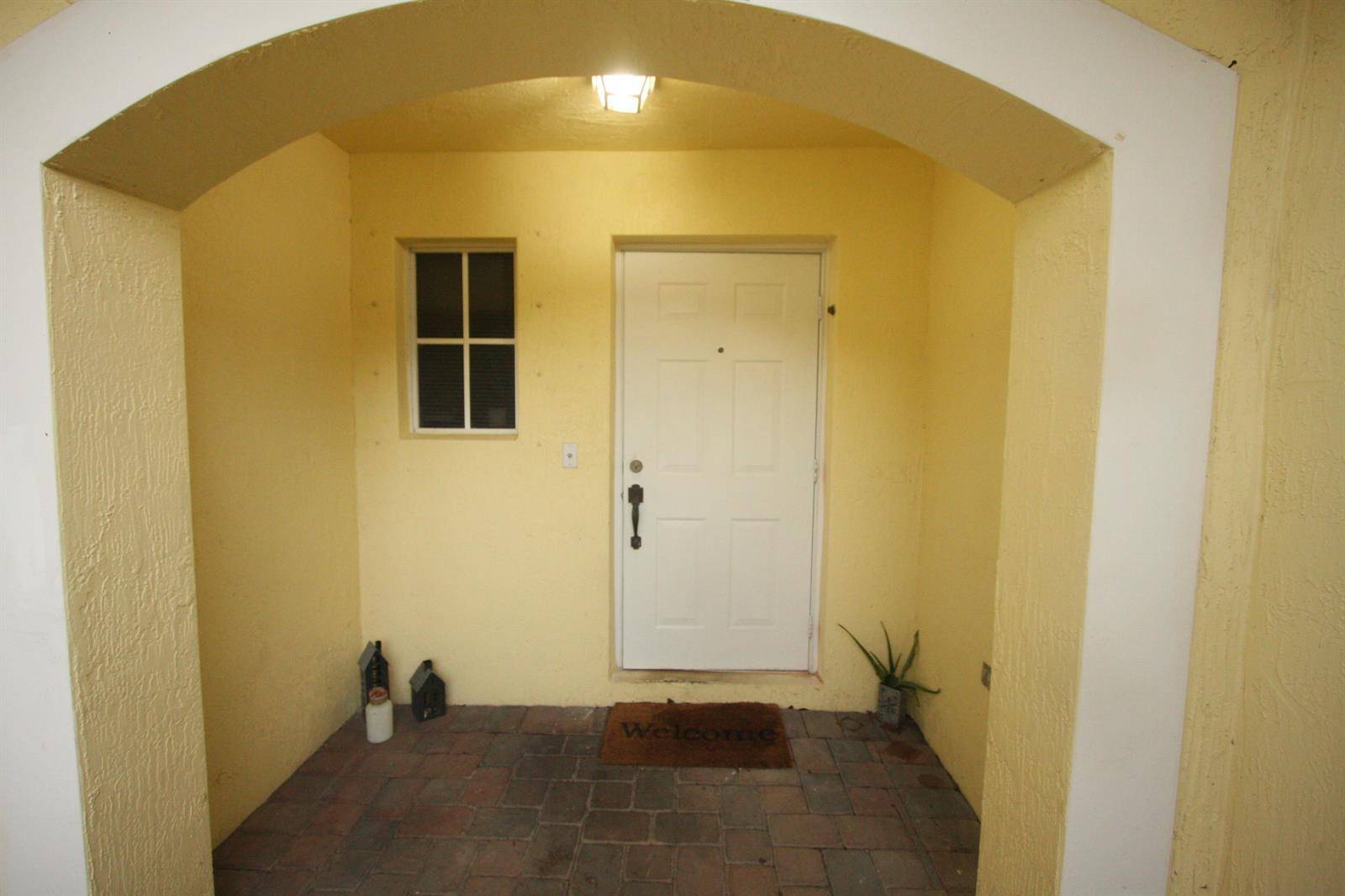945 Imperial Lake - picture