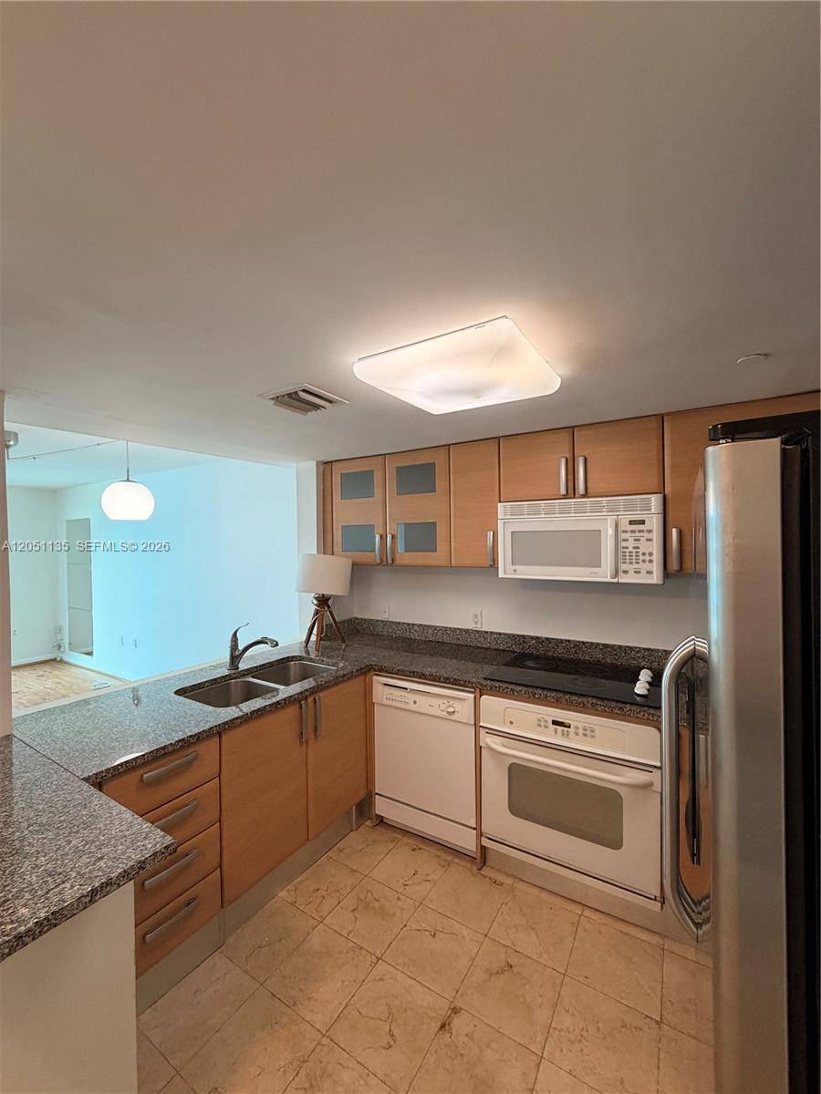 2101 Brickell AveMiami - Condo 5+ Stories,Condo condo unit 502 - picture