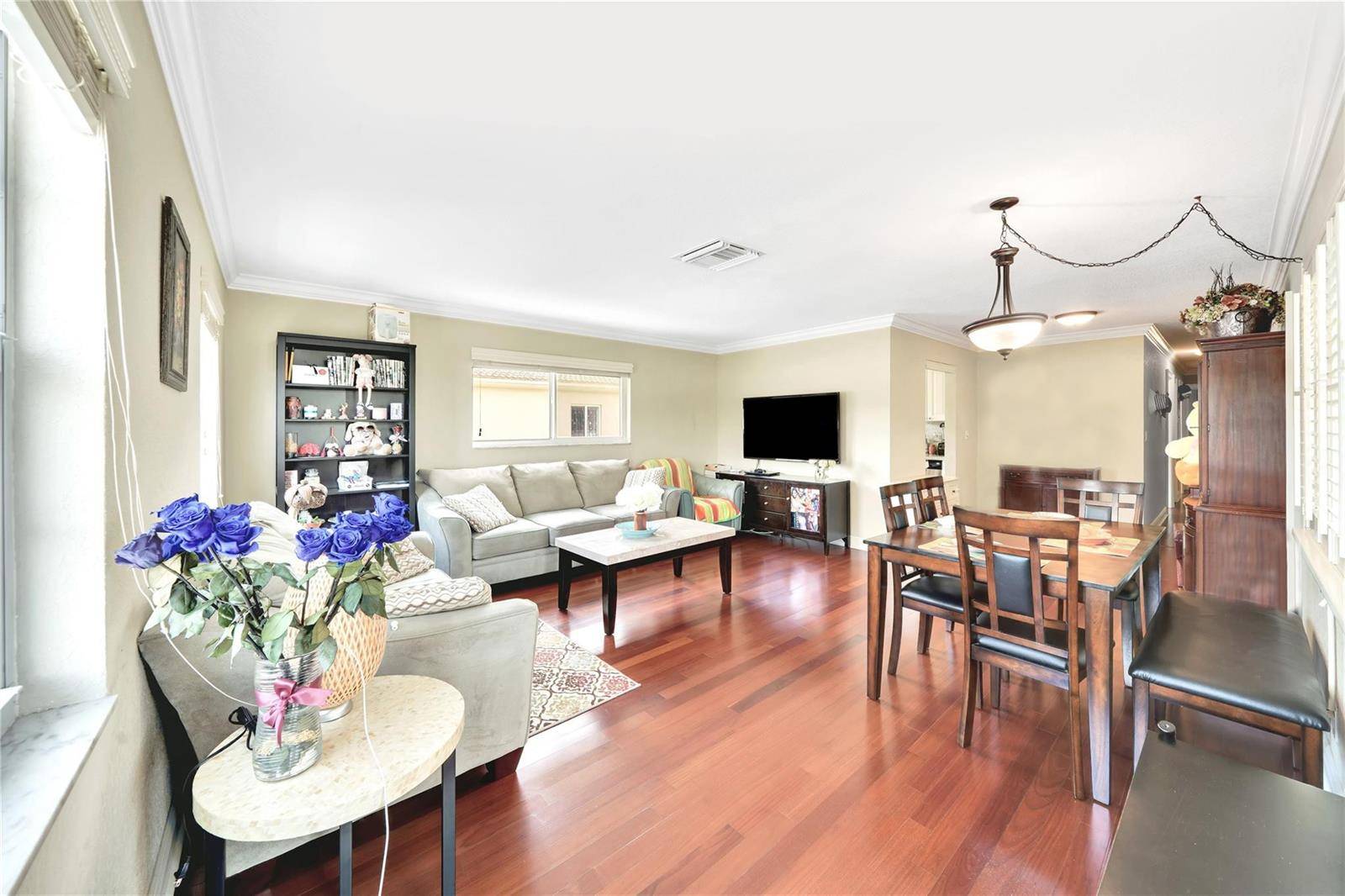 2701 Middle RiverFort Lauderdale - Condo condo unit 11 - picture