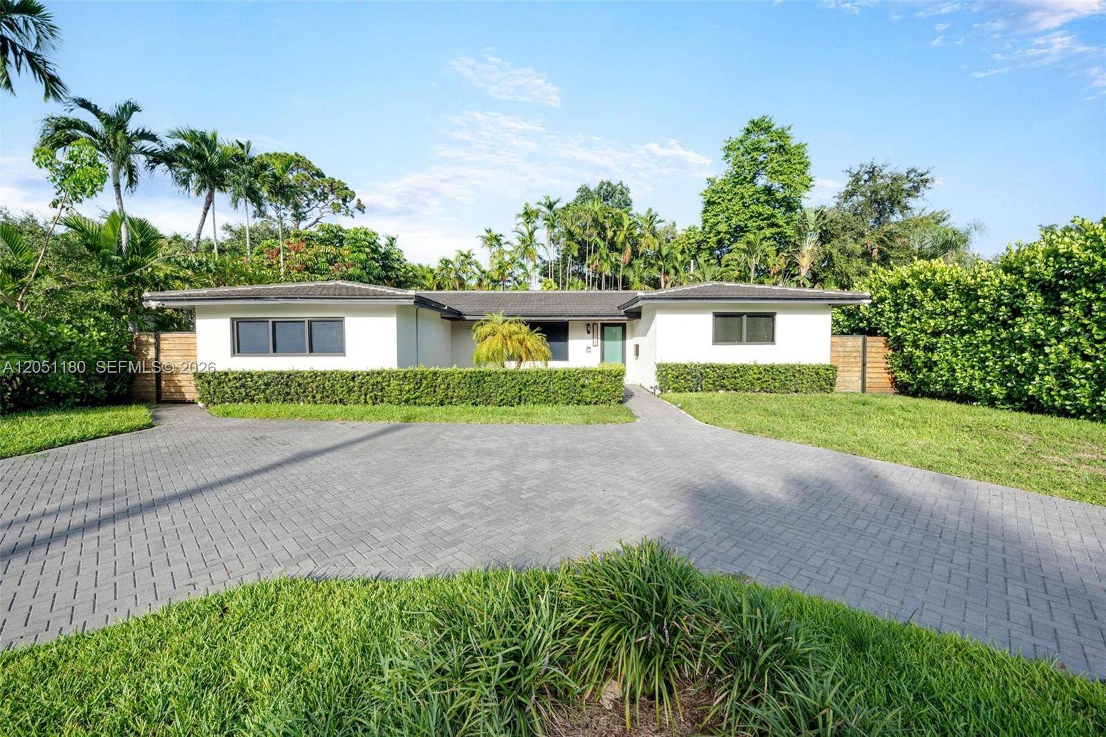 10555 NE 2nd AveMiami Shores - picture