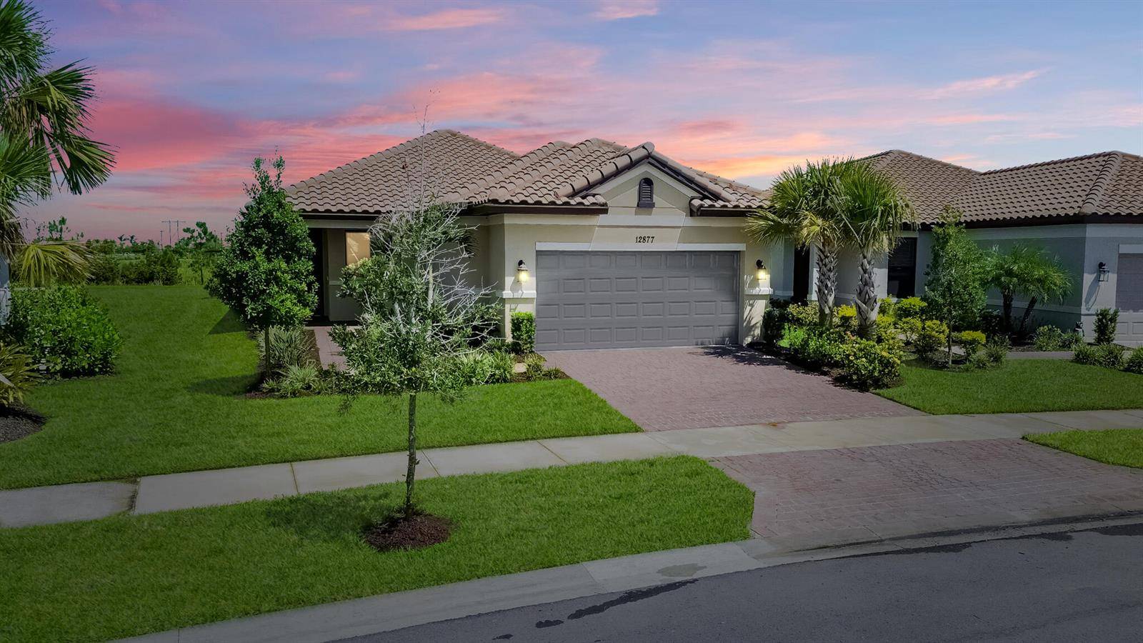 12877 SW AmbraPort St. Lucie - picture