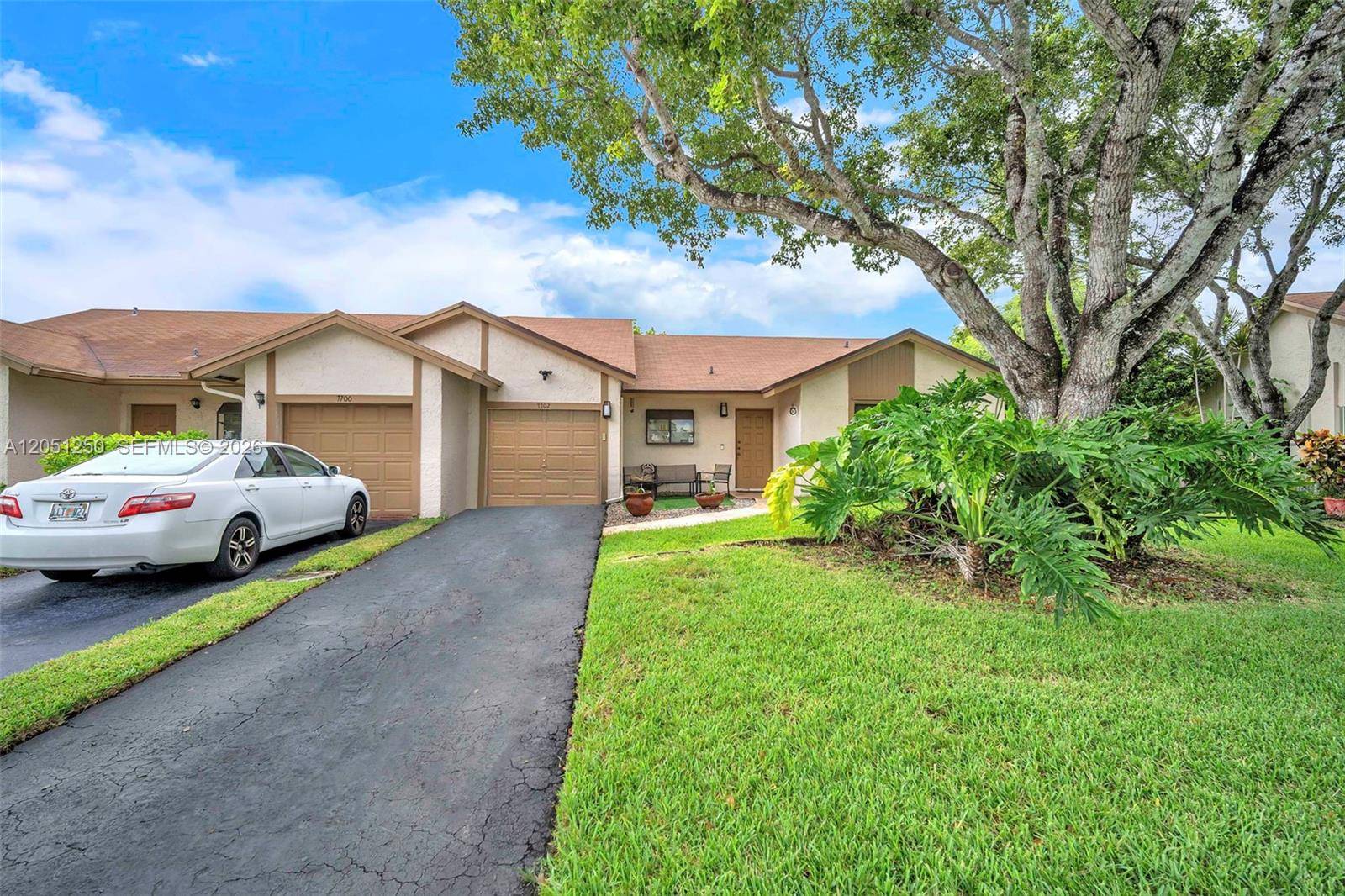 7702 NW 60th StTamarac - picture