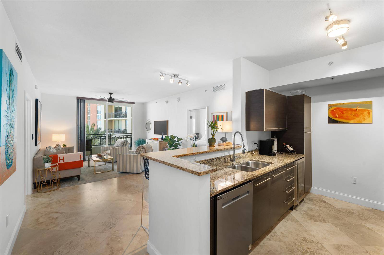 550 OkeechobeeWest Palm Beach - CITYPLACE SOUTH TOWER COND condo unit 1407 - picture