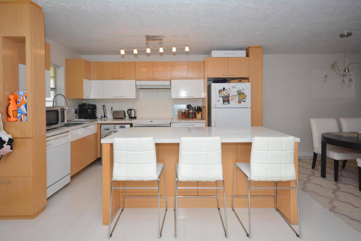 1231 NW 13thBoca Raton - BOCA LINDA CONDO condo unit 471f - picture