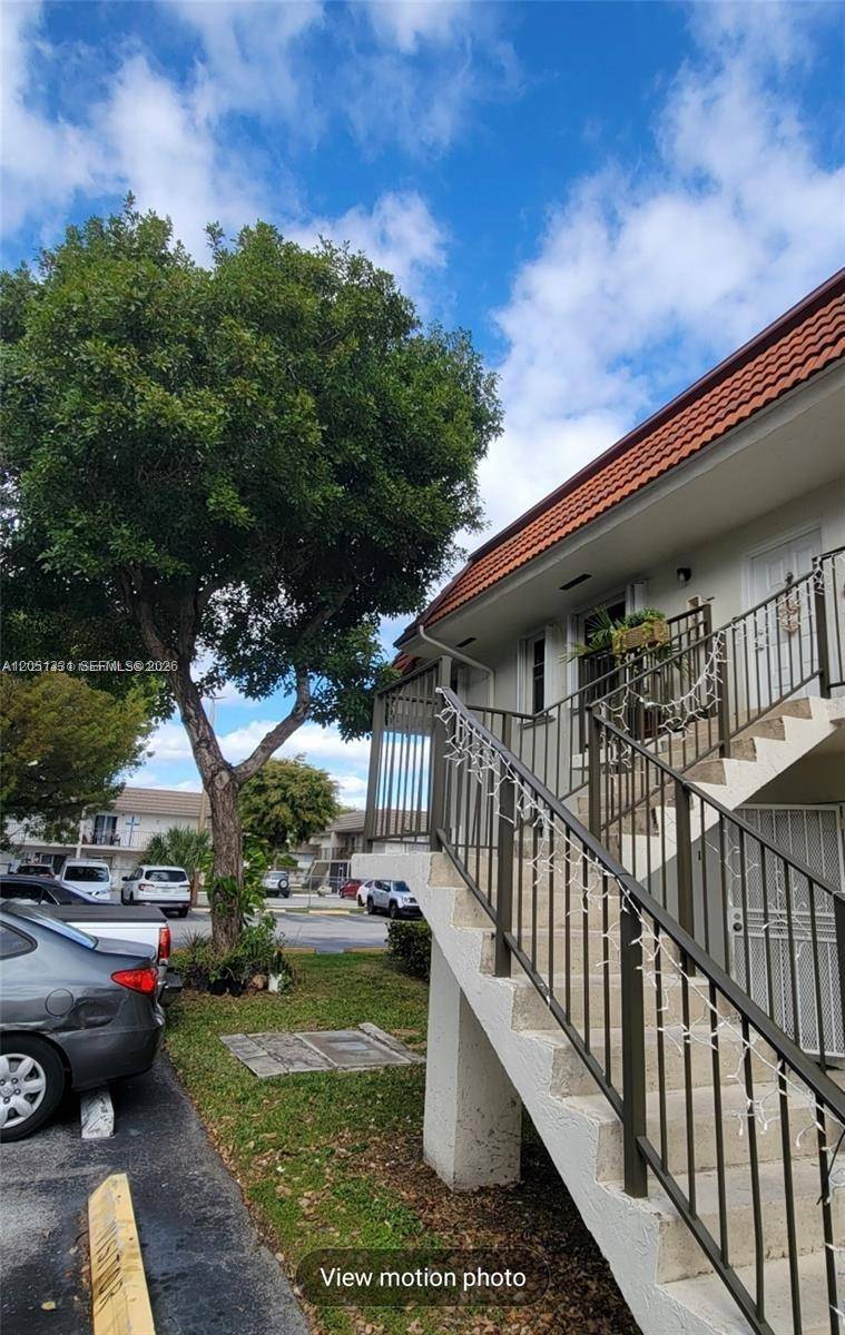 7121 SW 129th AveMiami - GREENTREE CONDO II condo unit 5 - picture