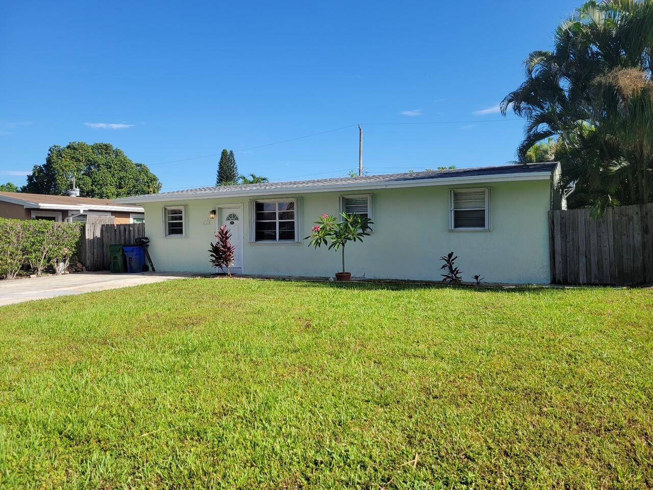6151 SW 2ndMargate - picture