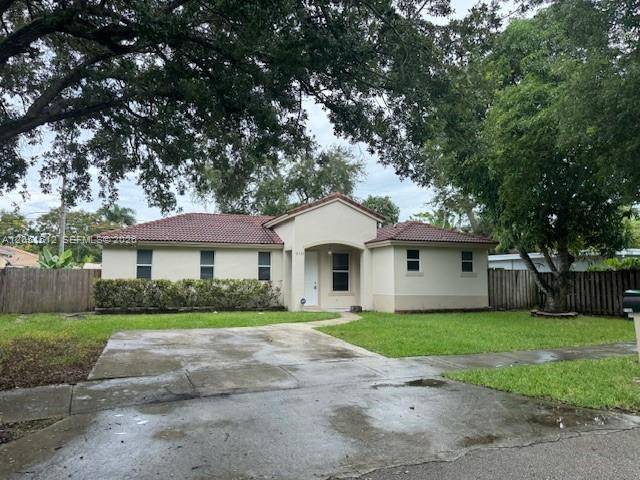 21733 Ingraham Ave RdCutler Bay - Single Family-Annual,House condo unit 21733 - picture
