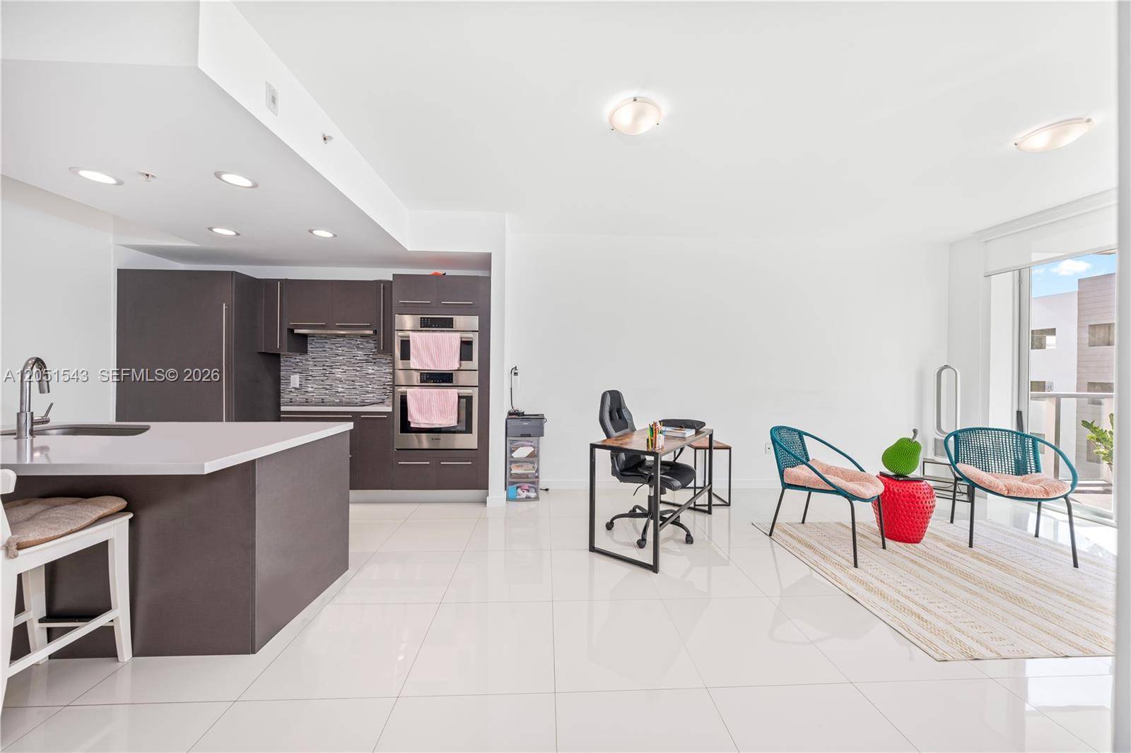 7751 NW 107th AveDoral - GRAND BAY COMMONS SOUTH condo unit 422 - picture