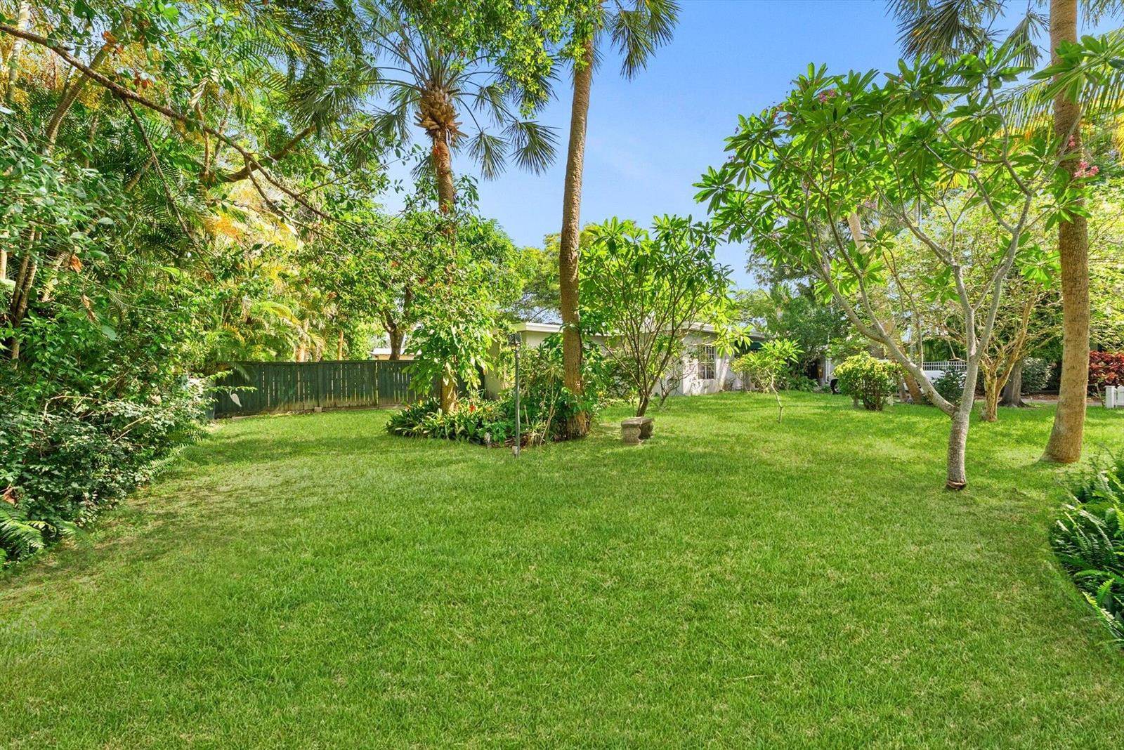 330 NW 32ndOakland Park - picture