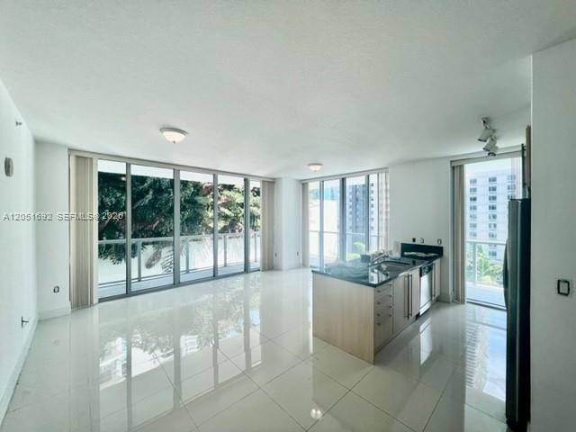 1111 SW 1st AveMiami - Condo/Co-Op/Annual,Condo condo unit 1219 - picture