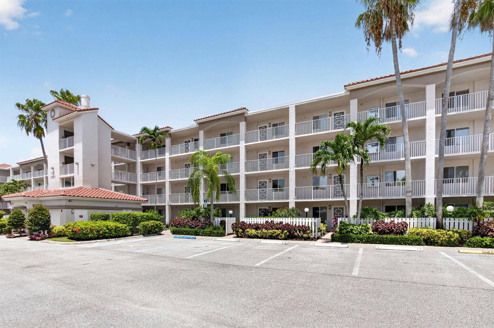14111 Royal VistaDelray Beach - HUNTINGTON POINTE,Huntington Pointe condo unit 207 - picture