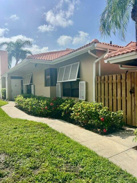 225 Old MeadowPalm Beach Gardens - picture
