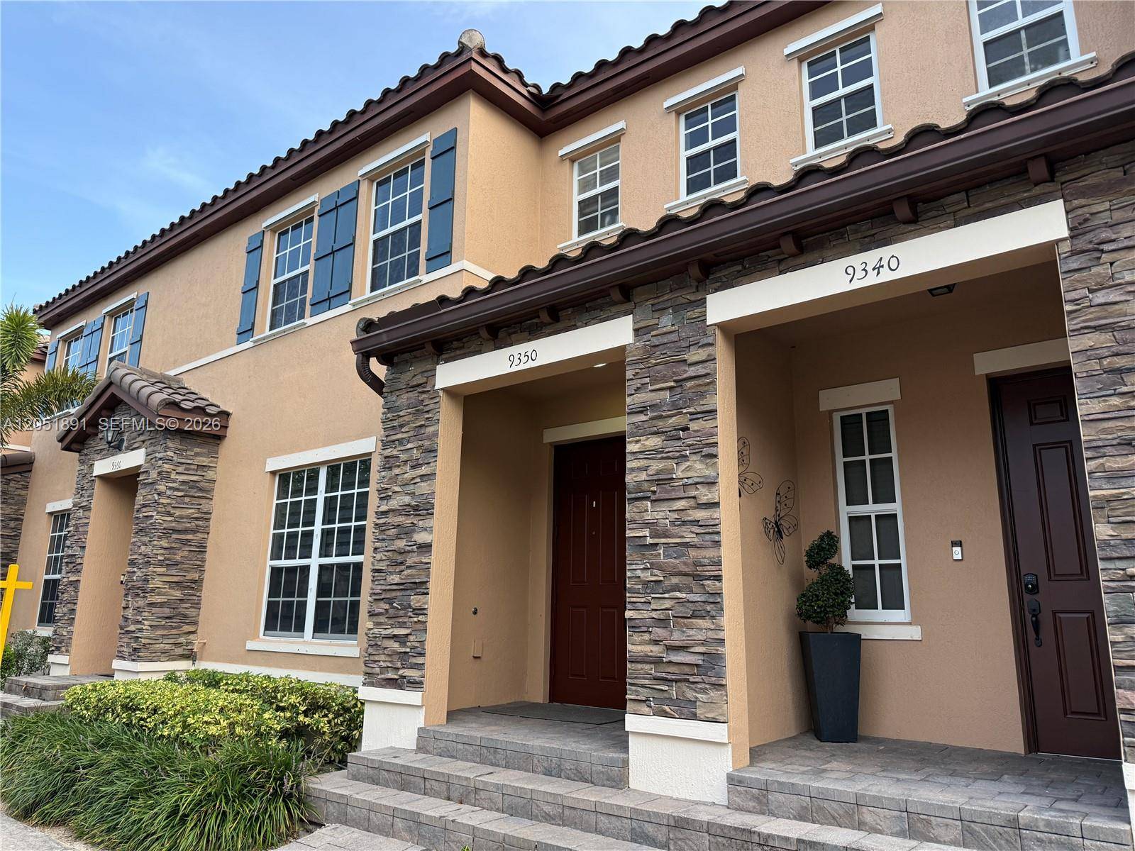 9350 SW 171st CtMiami - picture