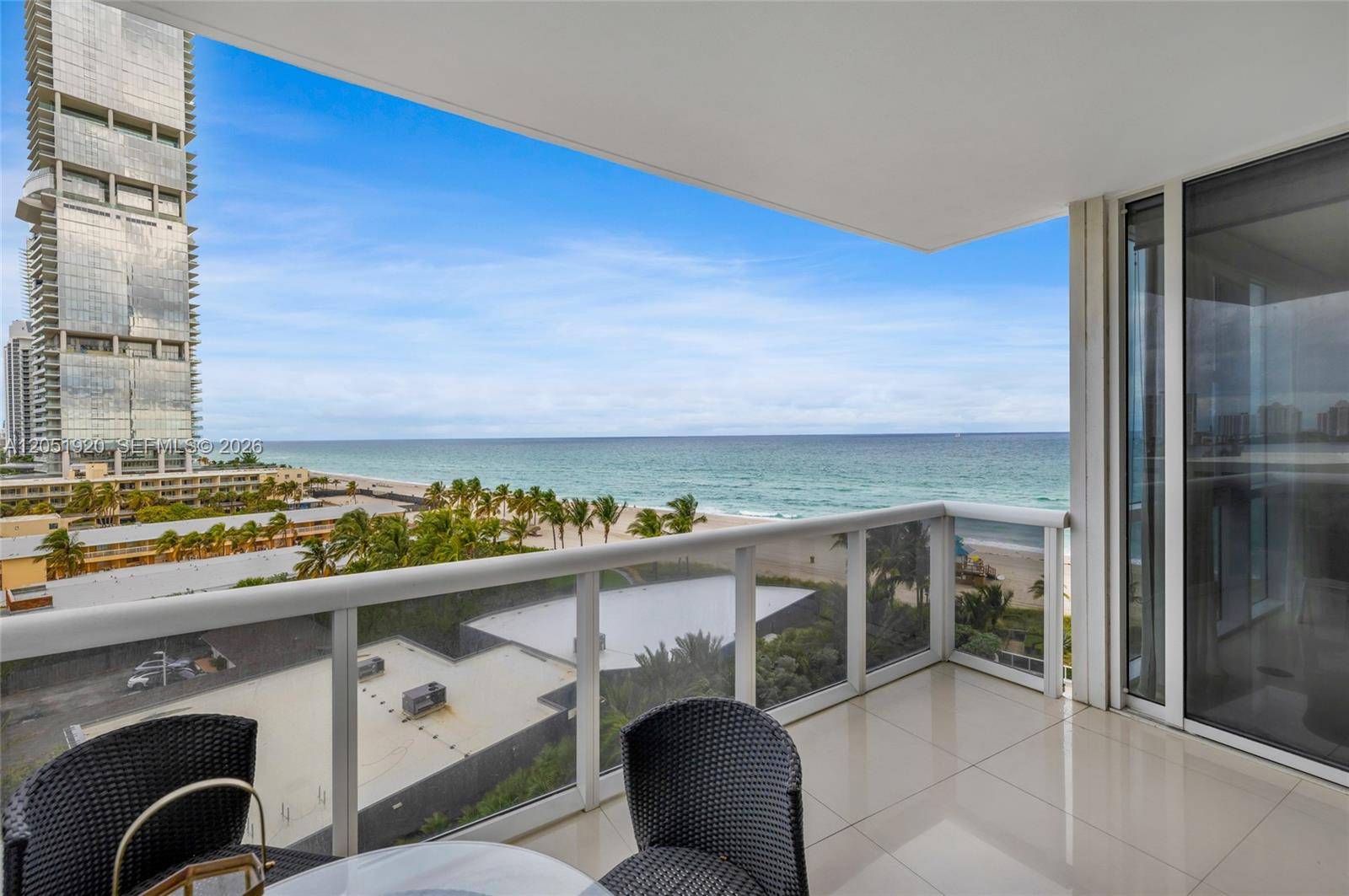 18201 Collins AveSunny Isles Beach - Condo/Co-Op/Annual,Condo condo unit 902 - picture