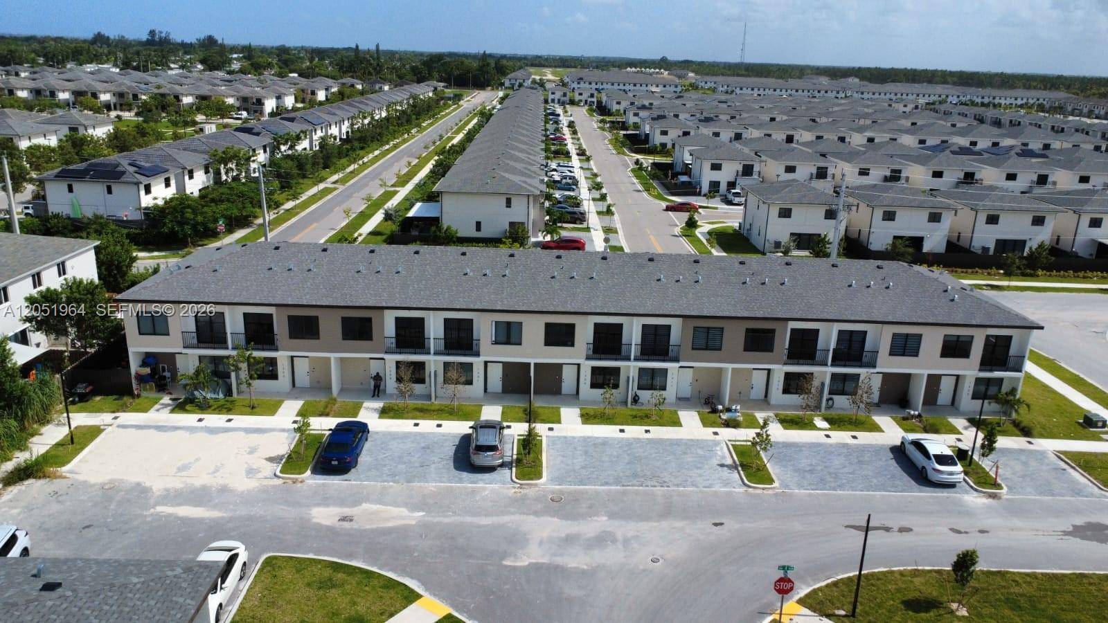 1305 NW 4th TerFlorida City - picture
