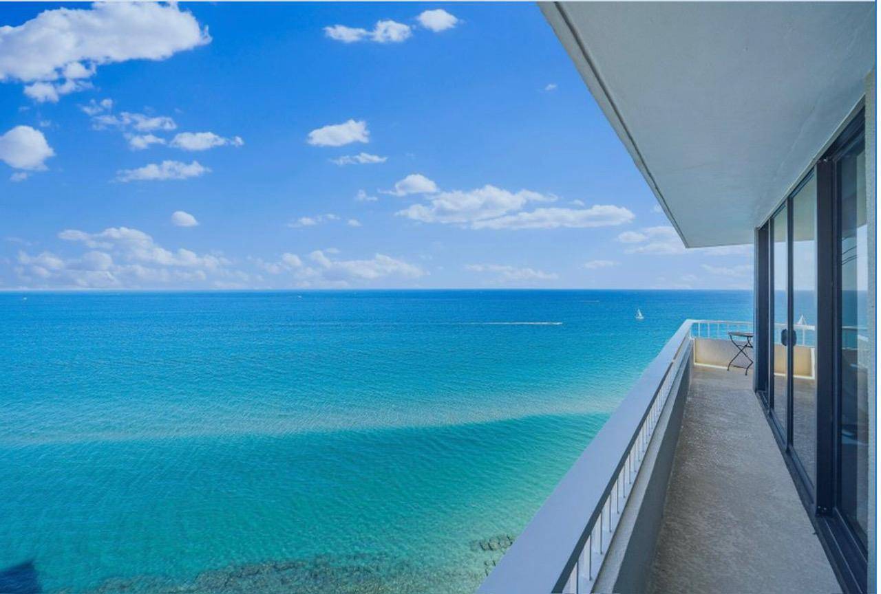 5540 N OceanRiviera Beach - WATER GLADES CONDO,Water Glades condo unit 8c - picture