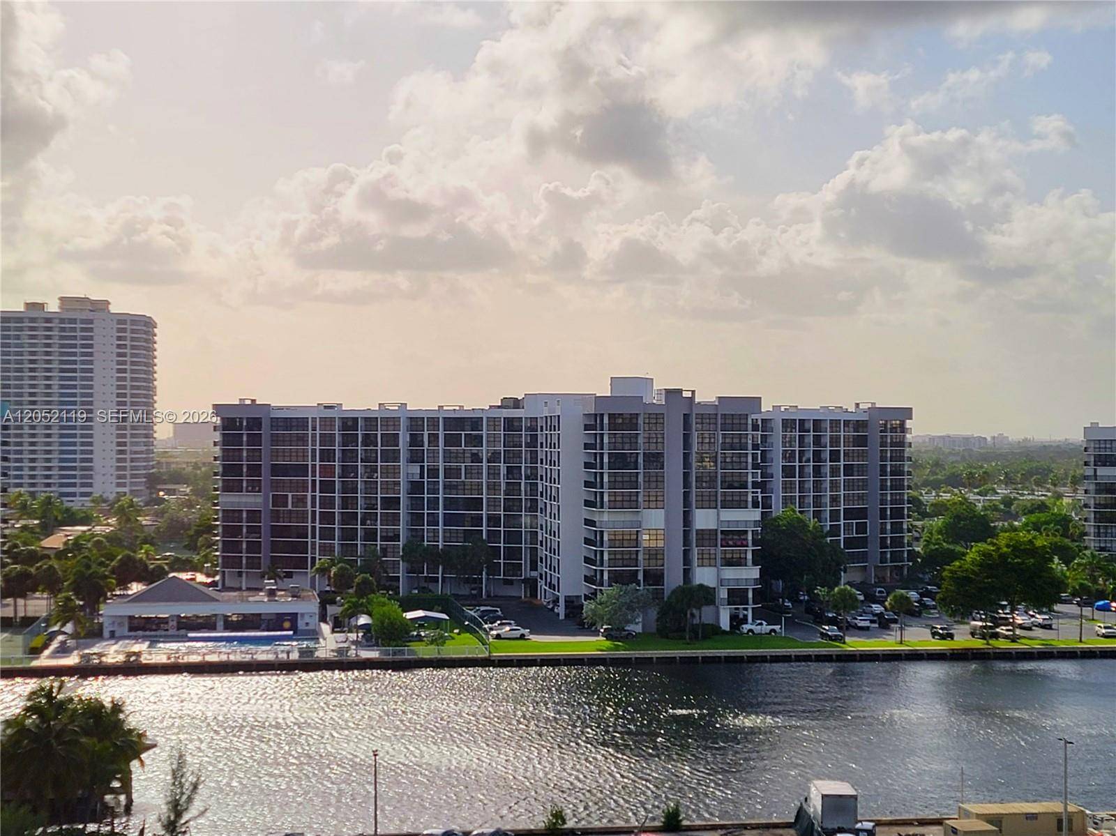 3505 S Ocean DrHollywood - Condo 5+ Stories,Condo condo unit 901 - picture