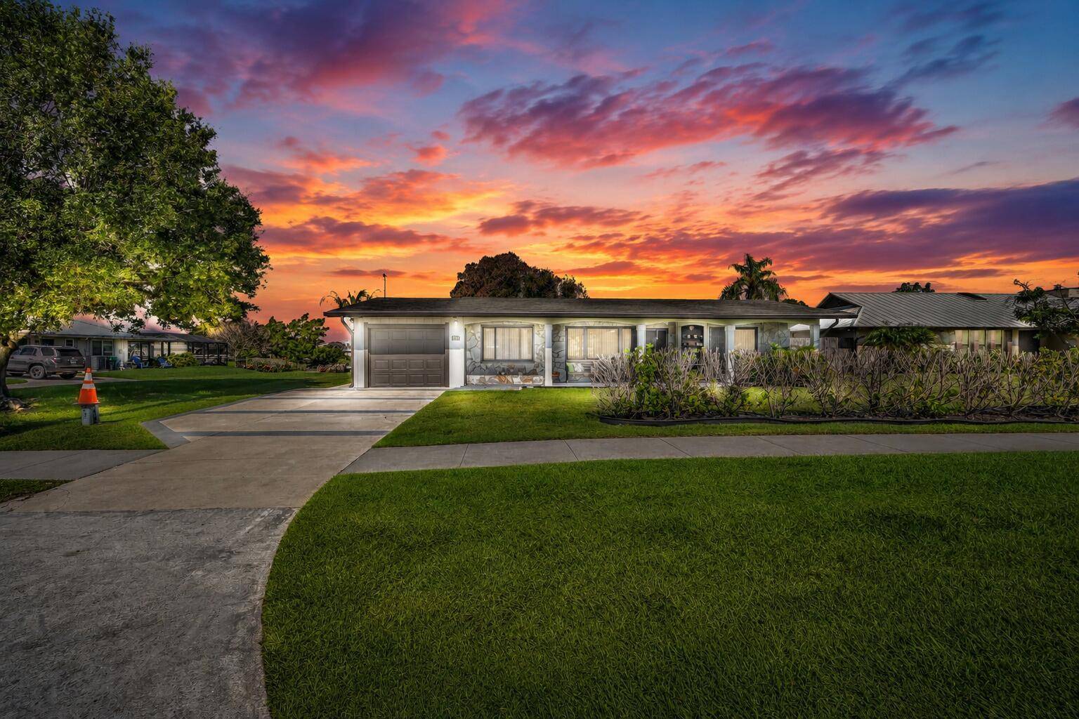 220 RiomarPort St. Lucie - picture